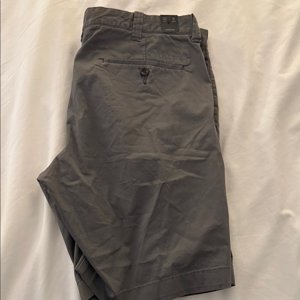 J. Crew Men's Charcoal Flat Front Shorts